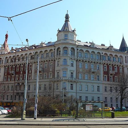 Leo Apartments Old Town Прага Экстерьер фото