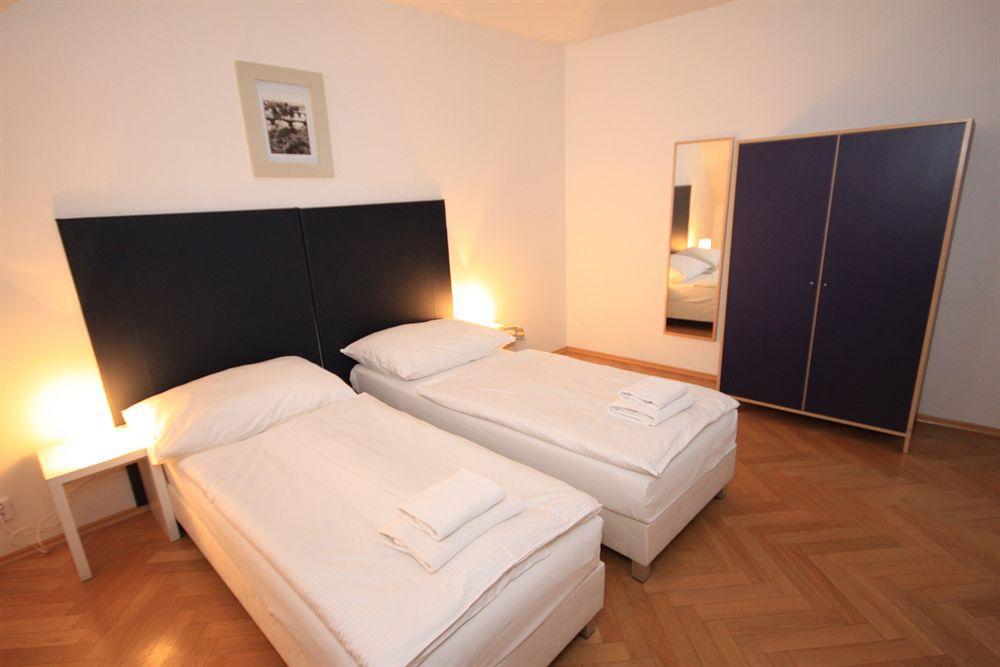 Leo Apartments Old Town Прага Экстерьер фото