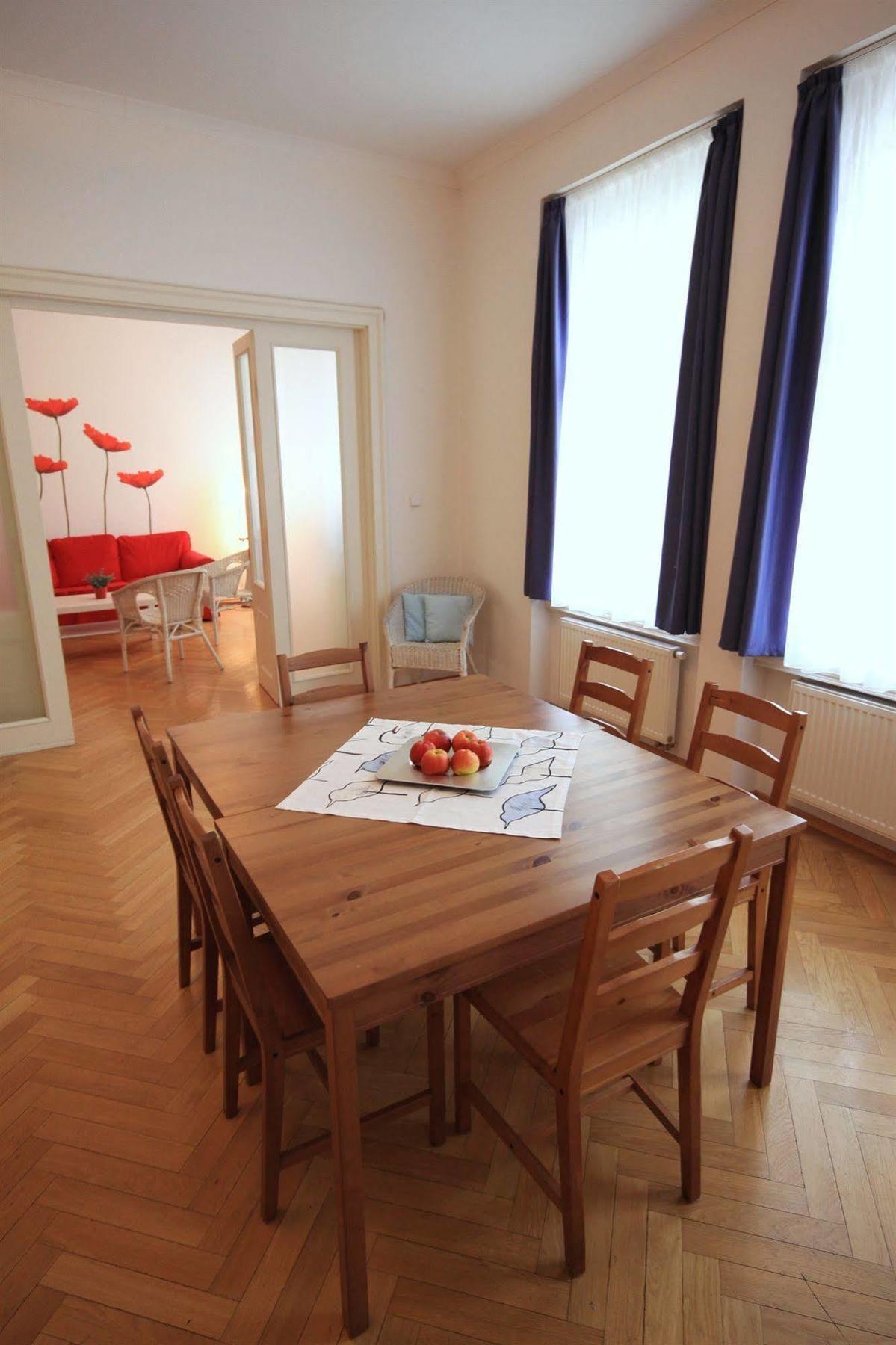 Leo Apartments Old Town Прага Экстерьер фото