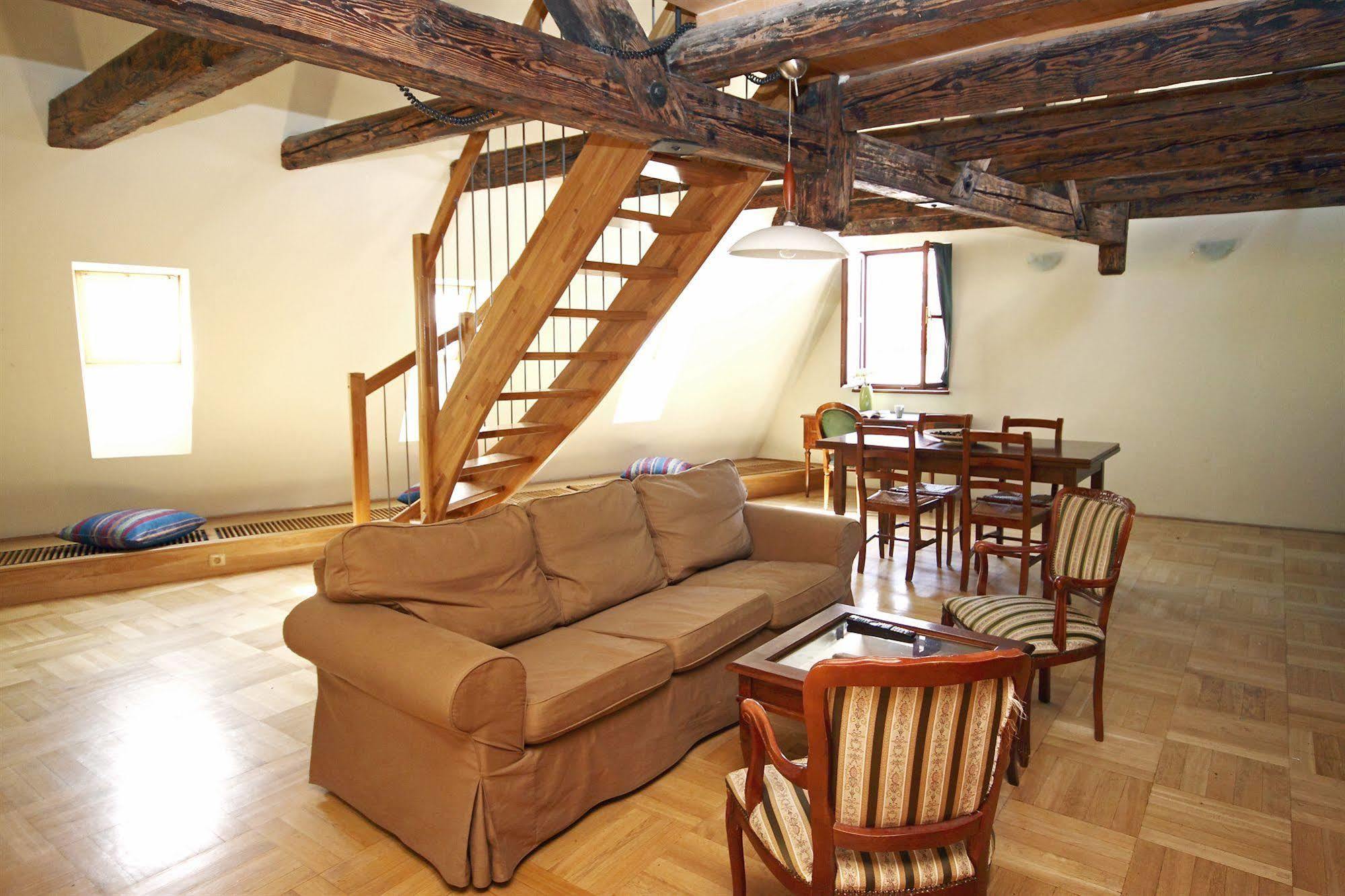 Leo Apartments Old Town Прага Экстерьер фото